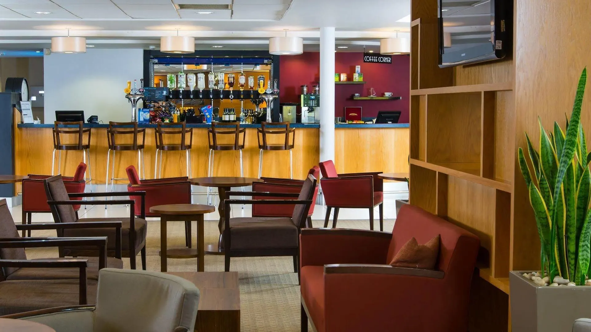 Hotel Holiday Inn Express Birmingham Nec By Ihg Bickenhill